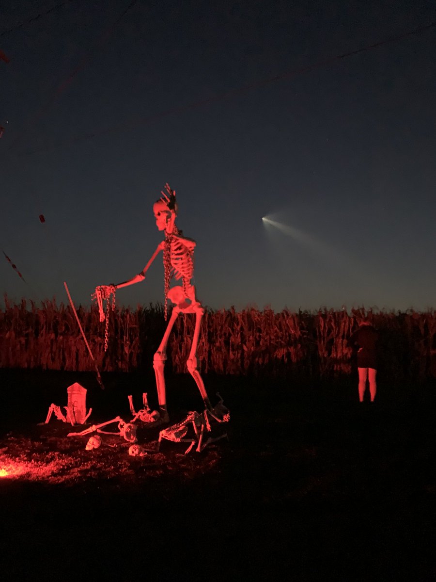 LVwithLove's tweet photo. More skeletons and Halloween displays just added to our Lehigh Valley map!!

Enter your Skeleton or Display / Take a self guided tour / Sponsor a Highlighted Listing: https://t.co/Q4Px3YPtXJ

#skelly #12foottallskeletoncrawl #skeletonmap #skeletoncrawl #lehighvalley https://t.co/1RzVhKaNA5