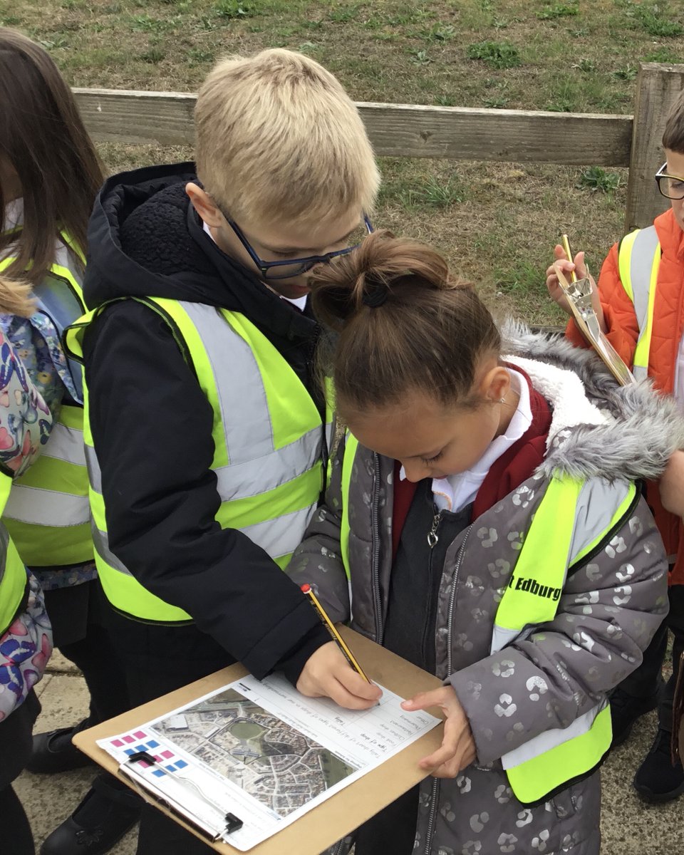 StEds_Primary's tweet photo. On Thursday Beijing Class became geographers and carried out a simple survey of the area around our school. We followed a route on a map while spotting the different human features and the children recorded the different types of shops along the route. #StEdsGeography https://t.co/KoV6fG6YoL