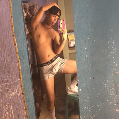 Tupapi86192472's tweet photo. #NuevaFotoDePerfil https://t.co/wvz2tpihN0