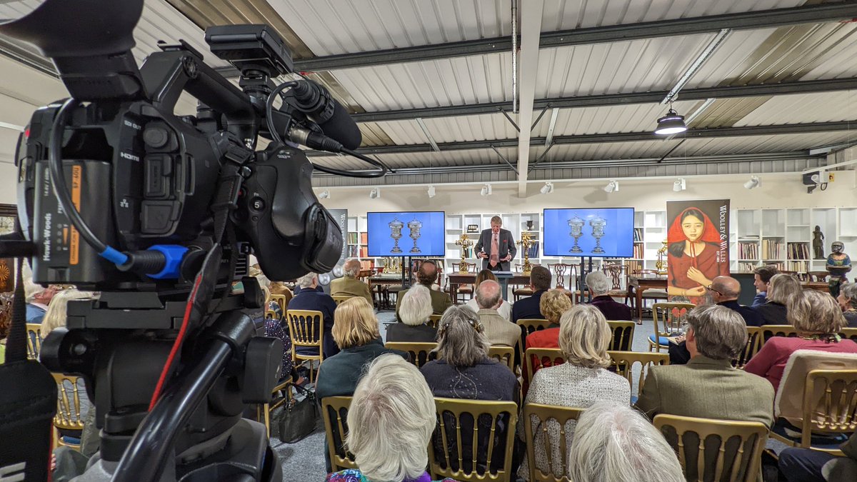 media2u's tweet image. Recording a talk on the Rothschild Collection in Salisbury tonight.