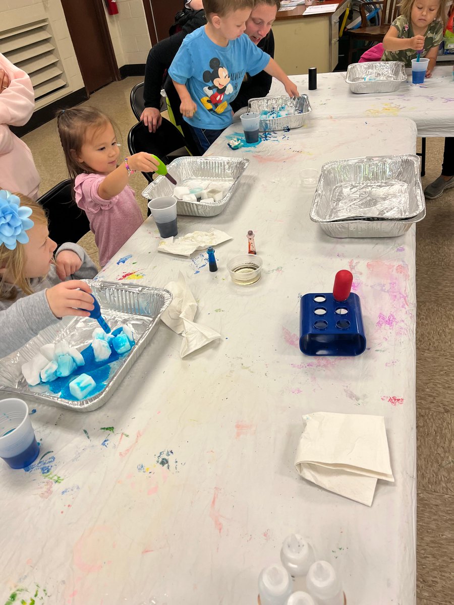 UGTParksRec's tweet image. DYK we have a NEW parent/child class this fall? Check out our little scientists in our Let's Experiment Pre-K class with Miss Laura! #parentschildclass #prekclass #scienceclass #weekdayclasses #prek