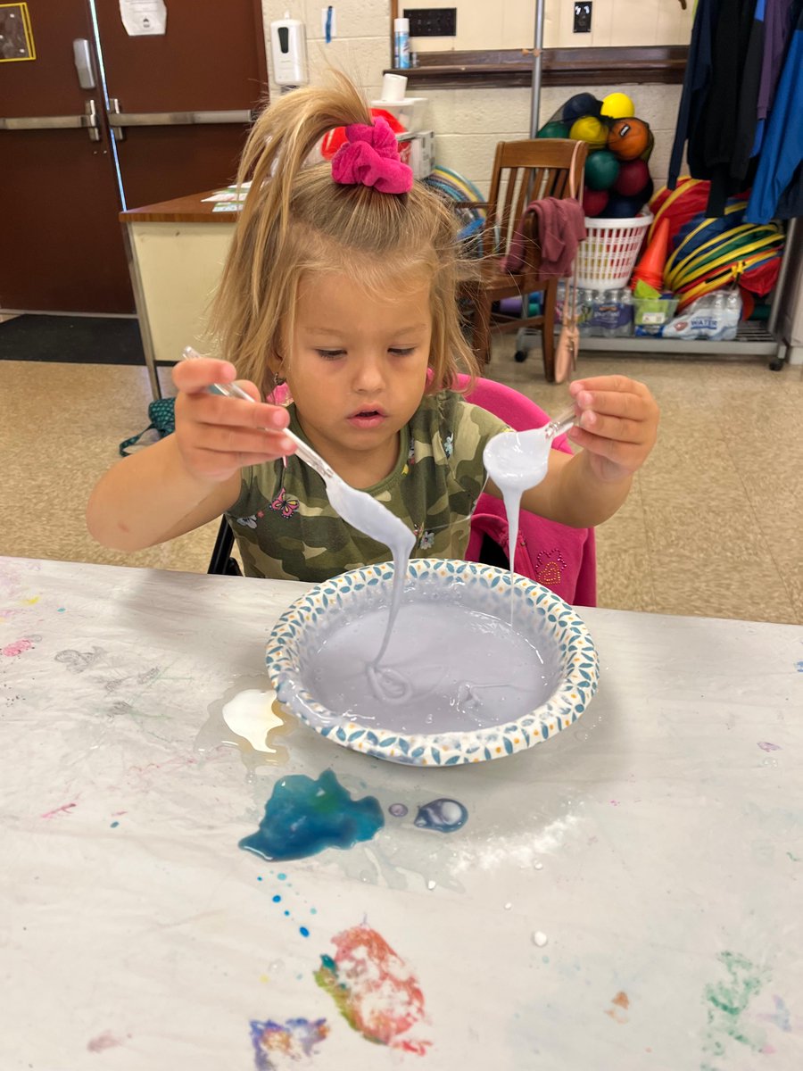 UGTParksRec's tweet image. DYK we have a NEW parent/child class this fall? Check out our little scientists in our Let's Experiment Pre-K class with Miss Laura! #parentschildclass #prekclass #scienceclass #weekdayclasses #prek