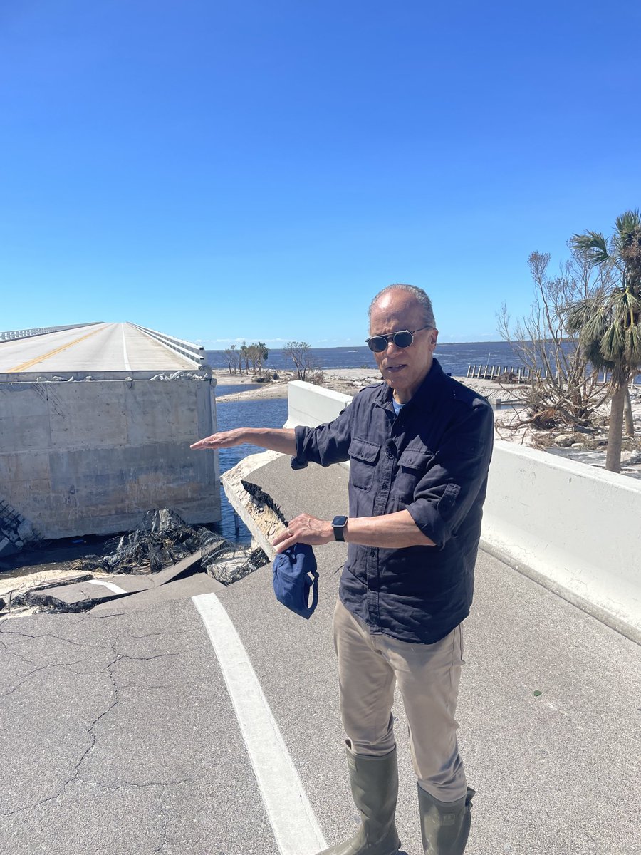 Viewing the stunning collapse of the Sanibel Island Causeway approach as I continue my reporting on hurricane Ian for ⁦@NBCNightlyNews⁩ from Florida.