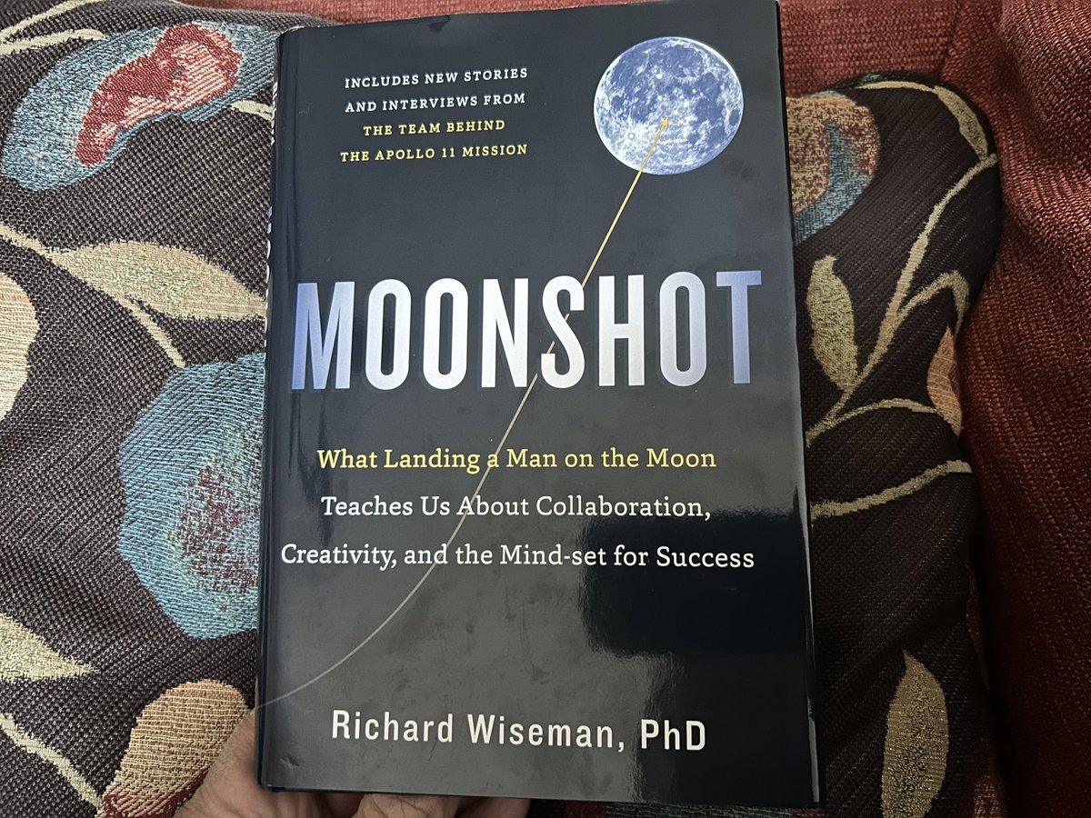 smgaillard's tweet image. Rainy Day Reading #HowMightWe #Moonshot 

Vision. Collaboration. Courage.