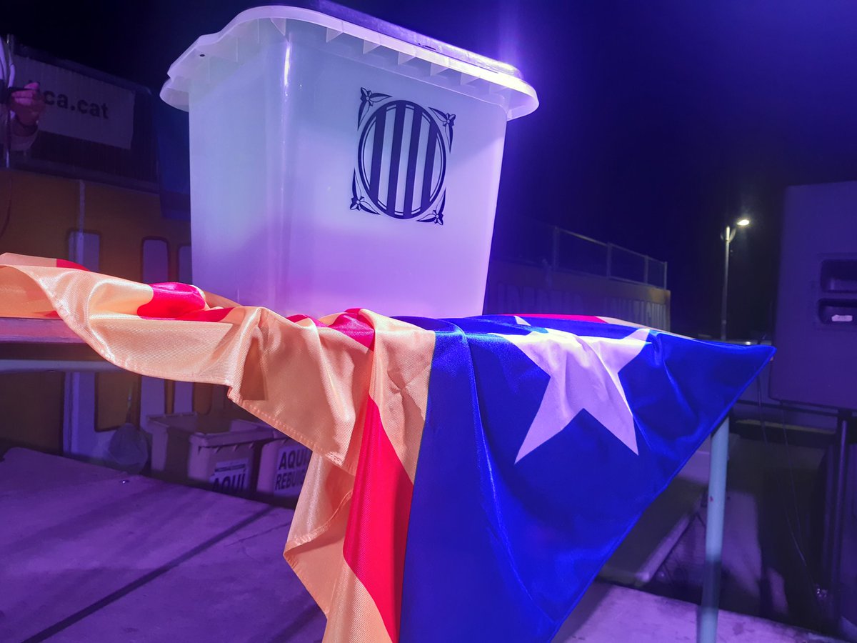 Cesc #Llibertat 🎗 tweet media