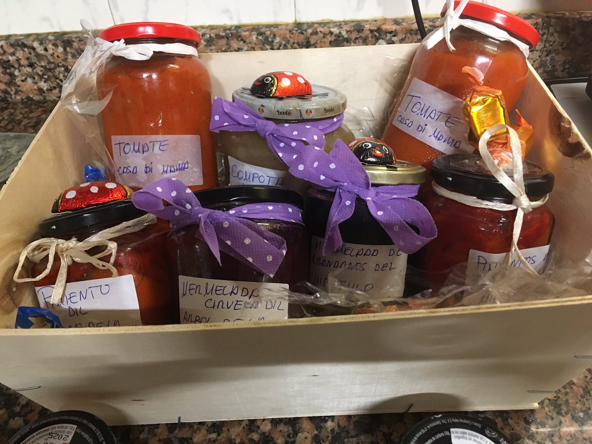 chimidea's tweet photo. Que tu madre te prepare una selección de sus mejores productos artesanos es algo que no tiene precio! 😍 https://t.co/CDDohuGIqJ