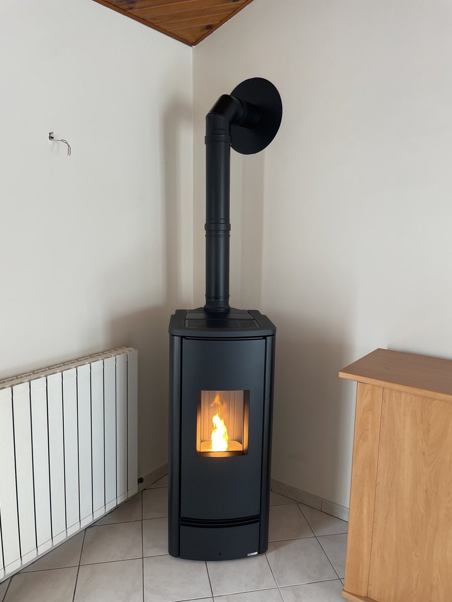 Le Confort Du Feu tweet media