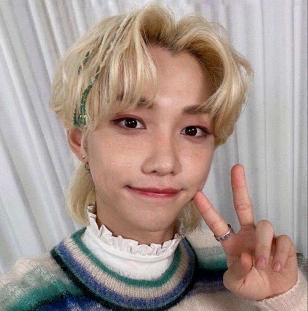 So... I'm back, lovely souls. Did you miss me ? Because I missed you all. 🌷