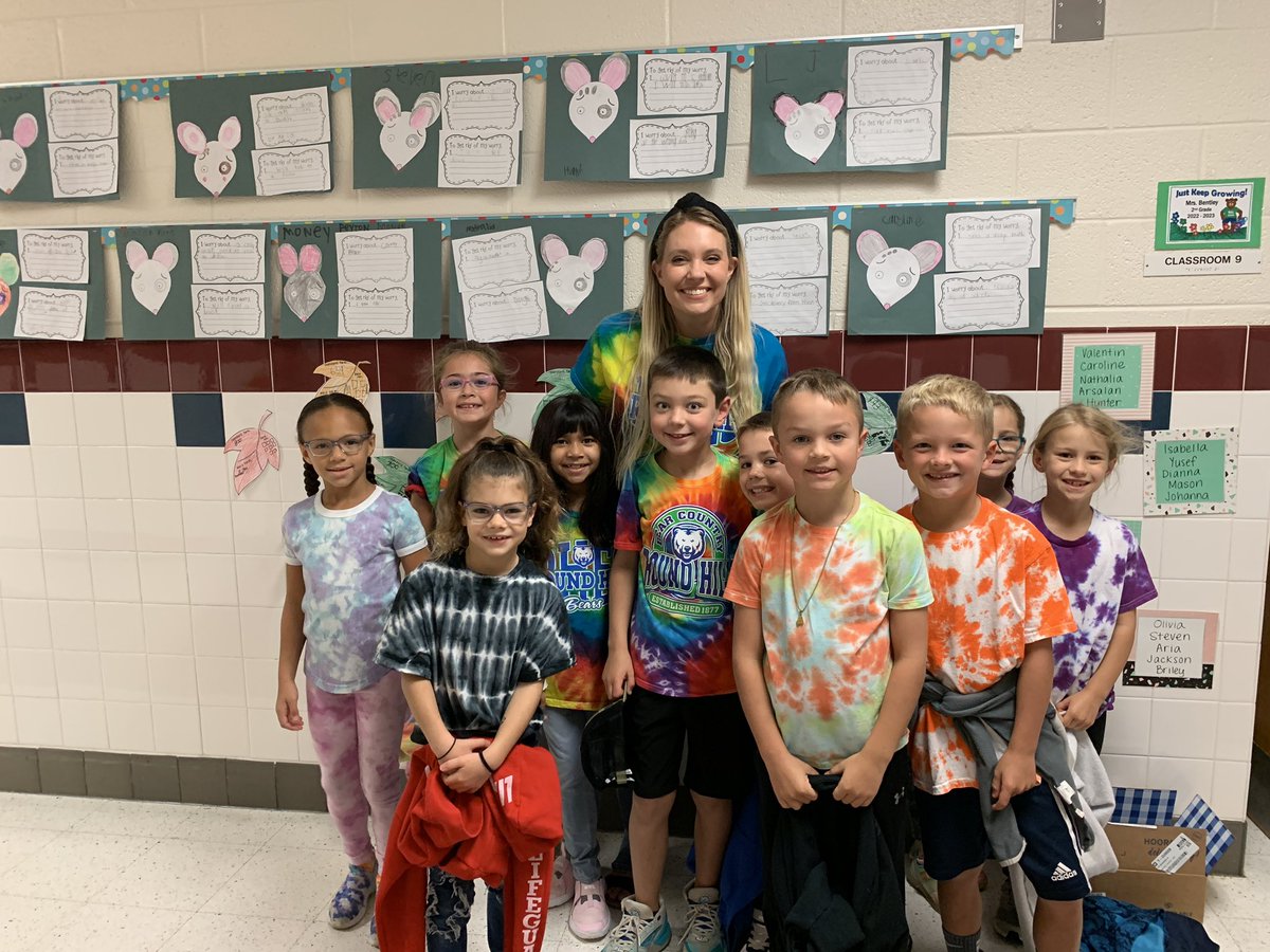 RoundHillES's tweet photo. Mrs. Messegee and Mrs. Bentley and their classes get into the spirit with Tie-Dye Friday!  #ColorFunRun #FriYay https://t.co/4YDvYKQWWm