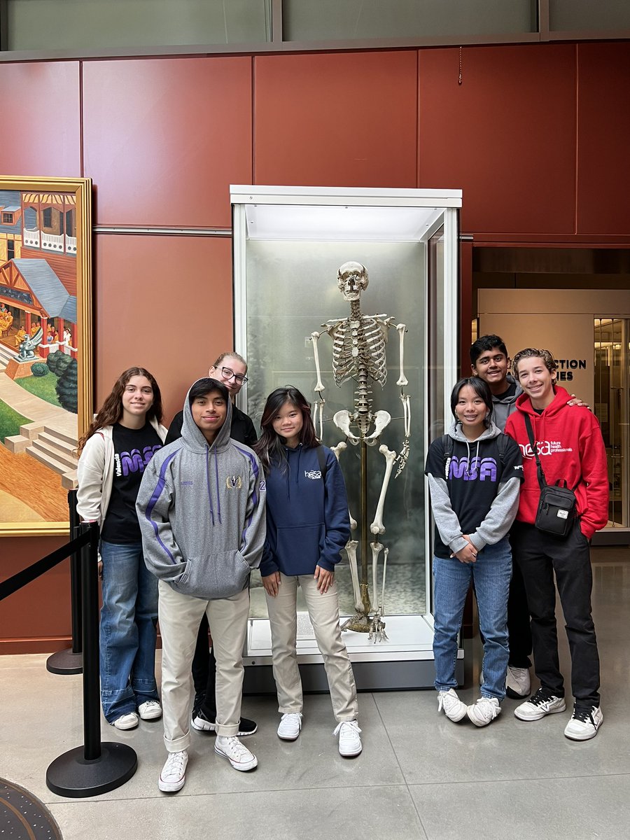 valenciahighmsa's tweet photo. During this past week, some of our MSA students and teachers went to WLA (Washington Leadership Academy). The trip was a success and they have brought back the knowledge they were taught to the rest of the academy. https://t.co/B2SeQTaUwu