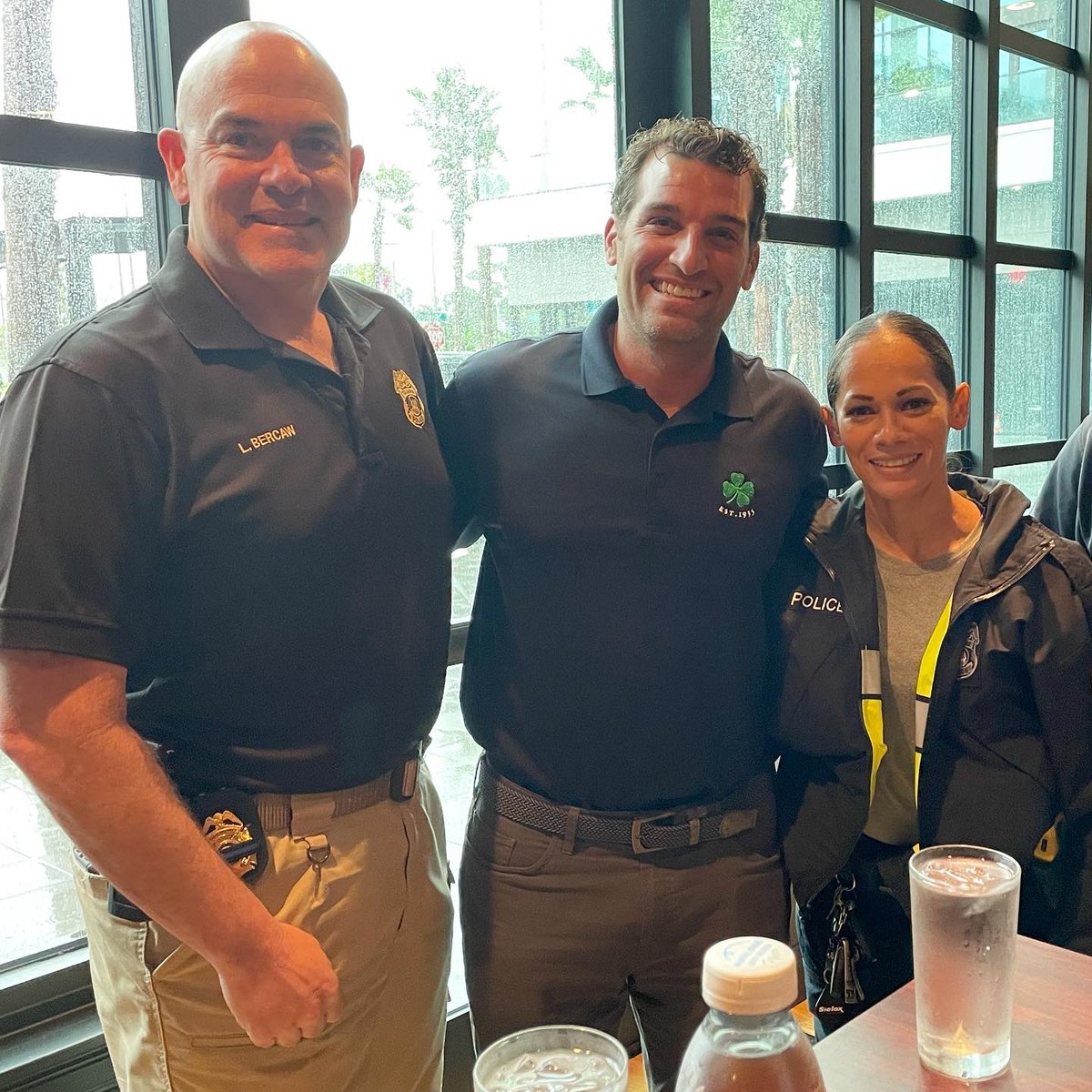 TampaPD's tweet photo. 𝗧𝗛𝗔𝗡𝗞 𝗬𝗢𝗨!#YourTampaPD is grateful and humbled by the community support we received that helped us keep working through #hurricaneian. ❤️ @RJStadium  @MoffittNews @PALtampa @MarrWaterStreet @ColonyGrill1 @MissionBBQ @cbkcatering @WalkWarriors and countless others! https://t.co/t7ObKOlFCA