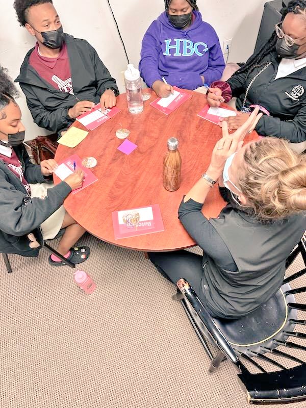 TMAtalksCollege's tweet photo. Thanks @BatesCollege for your visit with our students!  Leigh was fantastic and the students loved learning about the college. https://t.co/PIL1m23kvz