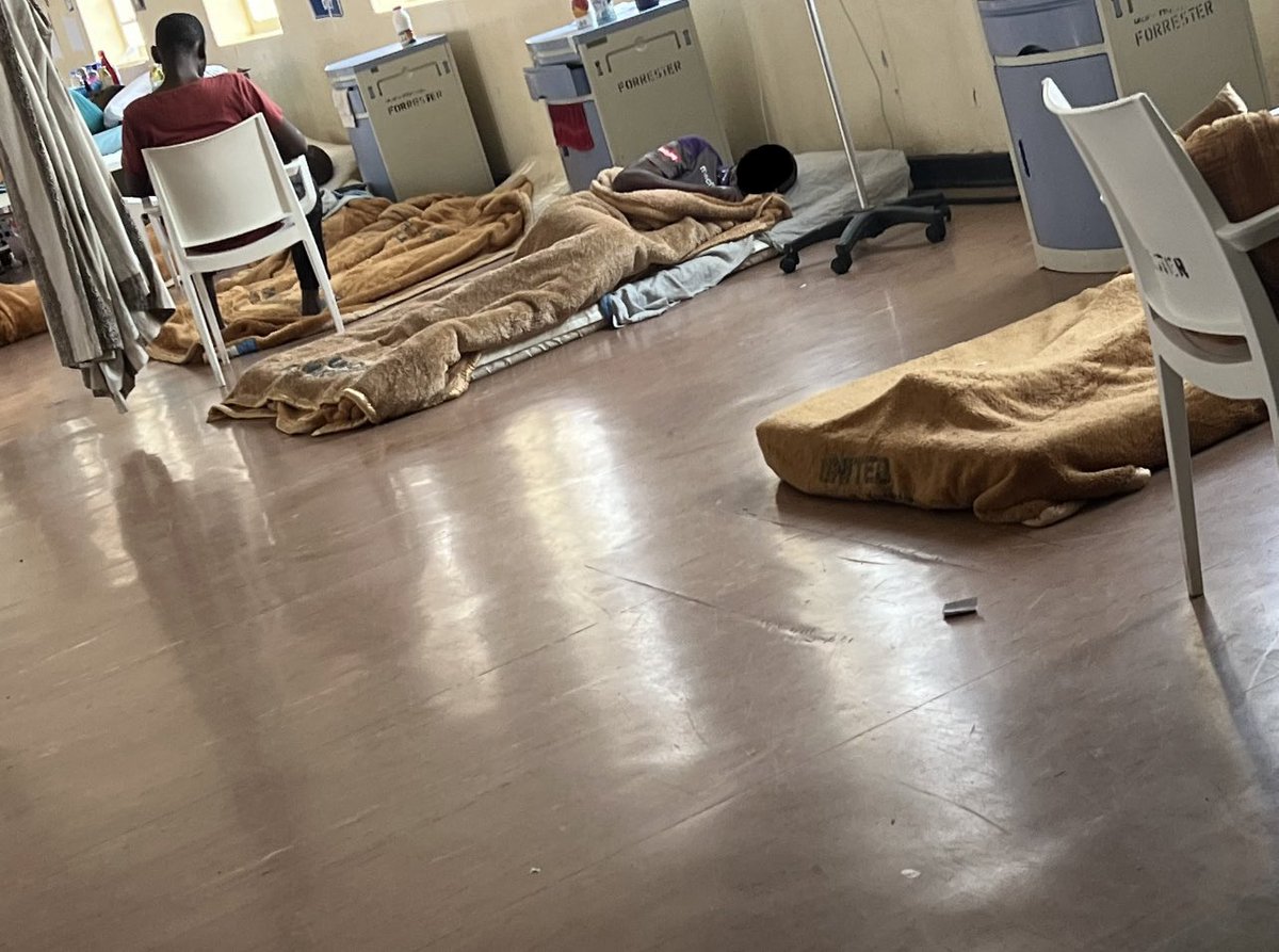 daddyhope's tweet photo. When I say things are bad, this is how bad they are!!

This in Forrester ward in one of Zimbabwe’s biggest hospitals, 1 of its 5 central hospitals called United Bulawayo Hospital.

Patients are sleeping on the floor whilst ZANUPF Government elites are driving US$400k Landcruisers https://t.co/abjKExjJwT