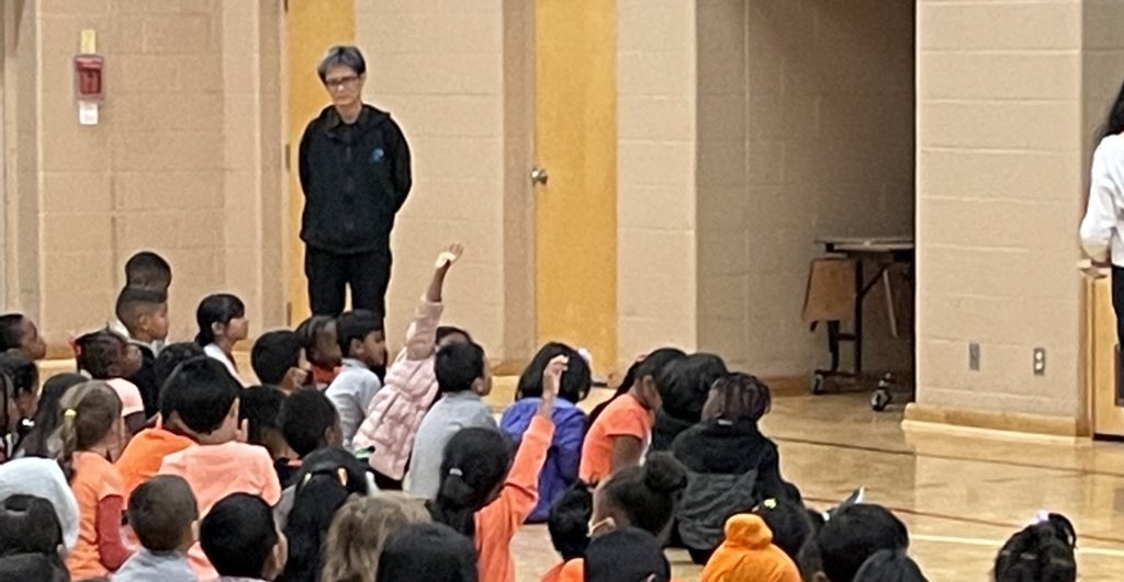 Msfarag_'s tweet photo. Thank you grade 7/8 students from @FennessyMs’ class for creating two thoughtful assemblies for Truth &amp; Reconciliation. We learned to listen, question and speak up for the rights of others! We also reflected on the history of #OrangeShirtDay. Thank you:) @SchoolFleming https://t.co/FfmZPTtlV6