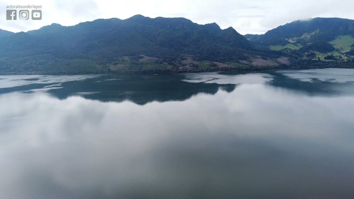 EmpaquePues's tweet image. ¿Cómo se explican un millar de emociones y sentimientos que se encarnan cuando te encuentras en lugares que hacen vibrar cada fibra de tu cuerpo?
¿A ustedes, que los hace vibrar? 🤗
•
#EmpaquePues #vueltaalmundoenmoto #ViajandoxColombia #dejandohuella #viajarenmoto #motorcycle