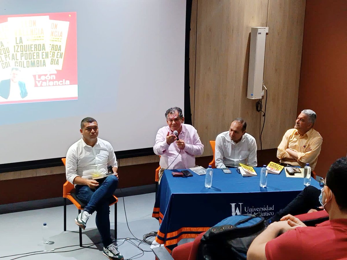 CrecsFundacion's tweet photo. 🟡 #LaIzquierdaAlPoder en Colombia. A esta hora @LeonVaLenciaA presenta su libro en la @udeatlantico con los comentarios del profesor @BlasZubiriaM y el Jefe de Gabinete de Bogotá @AntonioSanguino. https://t.co/Uns1yYAPA0