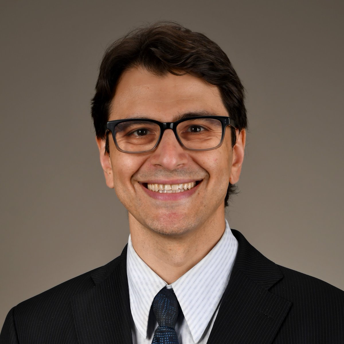 Memorial Hermann affiliated surgeons, led by Dr. Danny Ramzy, have performed the Health System’s first minimally invasive robotic-assisted heart surgery to remove a mass on a patient’s heart. Learn more: spr.ly/6012Mb3My.

#HeartAndVascular #CardiacSurgery #CardioTwitter
