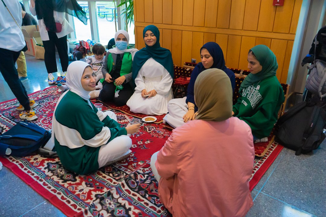 UDGlobal's tweet photo. Last week, we celebrated #SaudiNationalDay with 
@Saudi_UD for a special #UDIntlCoffeeHour. Today, @UDance will join us from 4-6 p.m. in Trabant.
See you there! ☕💃🕺🪩 https://t.co/r5R3Mni6DF