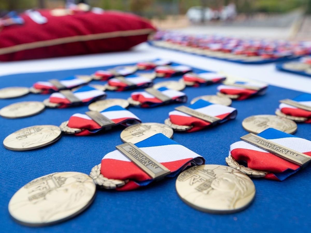 didiercarretero's tweet image. Remise des médailles de la sécurité intérieure, agrafes tempête Alex, aux 173 agents des @AlpesMaritimes, de Force 06, du Smiage et aux Sapeurs Forestiers @ca_ginesy @ECiotti @SebOlharan @_XavierBeck @C_Dintorni