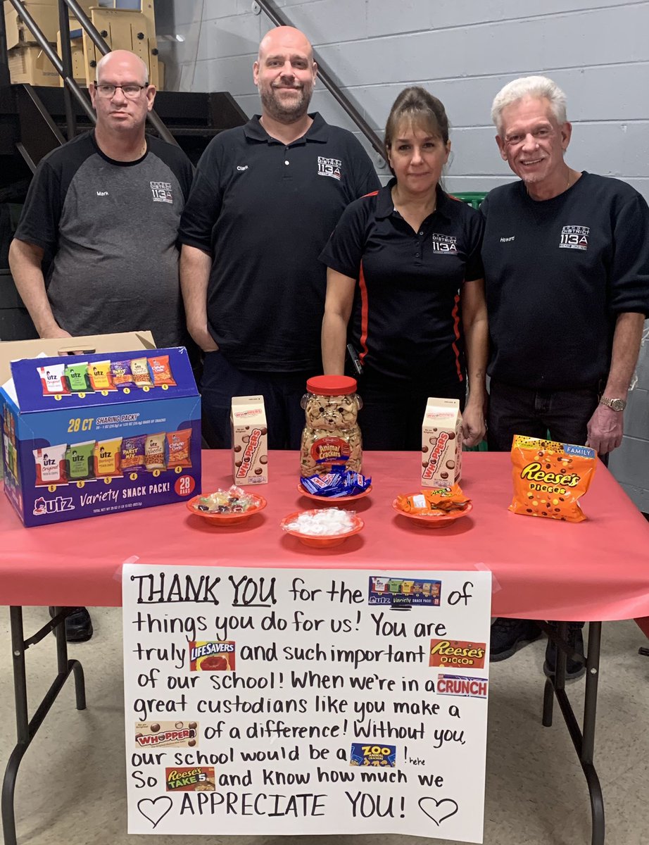 Shoutout to our fabulous custodians!! Thank you for all you do to make Oakwood amazing! ❤️🐻🖤#weareOW #owbears #sd113a