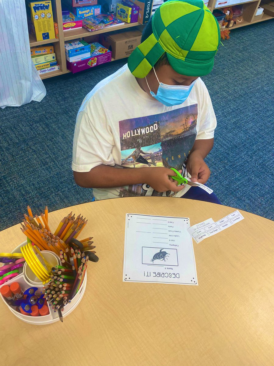 ASA_Speech's tweet photo. El Chavo del Ocho Day 📺 @ASA_PolarBears ! 
#HispanicHeritageMonth #Communication #speechtherapy #ALLmeansALL @verodher @krisvasquez75 @GUSDEdServices @GUSDSPEDSTUDSER https://t.co/6A3wVSr6xO
