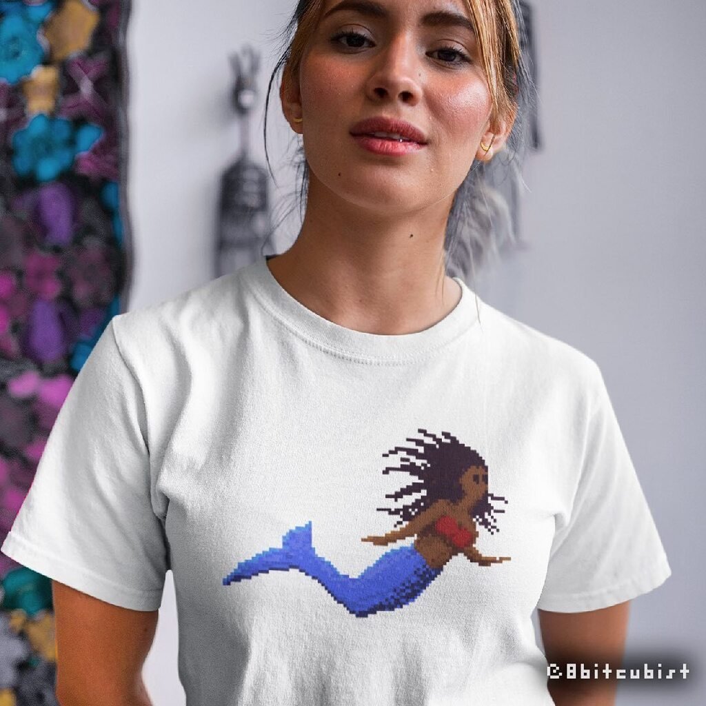 8bitcubist's tweet photo. Mermaid Tee.
.
https://t.co/ybhm4vIuBk
#fashion #pixelart #popart #8bitcubist #artprint #lbartwalk #8bitart #longbeachart #longbeachartist #blackart  #mermaid #blackmermaid https://t.co/Ham2SkkG97