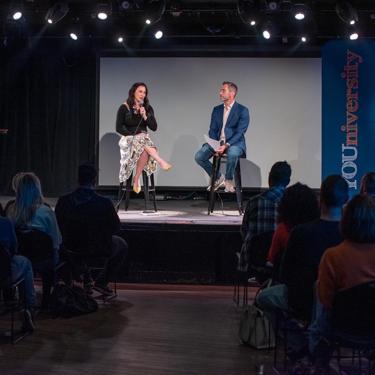 melanietc's tweet image. About last night… @cadredc #YOUniversity was magical! Lovely humans, tough (but important) topic, deep conversations, many hugs, and tons of laughs! Thanks to @sherrywalling for sharing your wisdom and heart with us. 🙏🏻💙🧡 #TouchingTwoWorlds #UnNetworking 

📸: @vithayaphoto