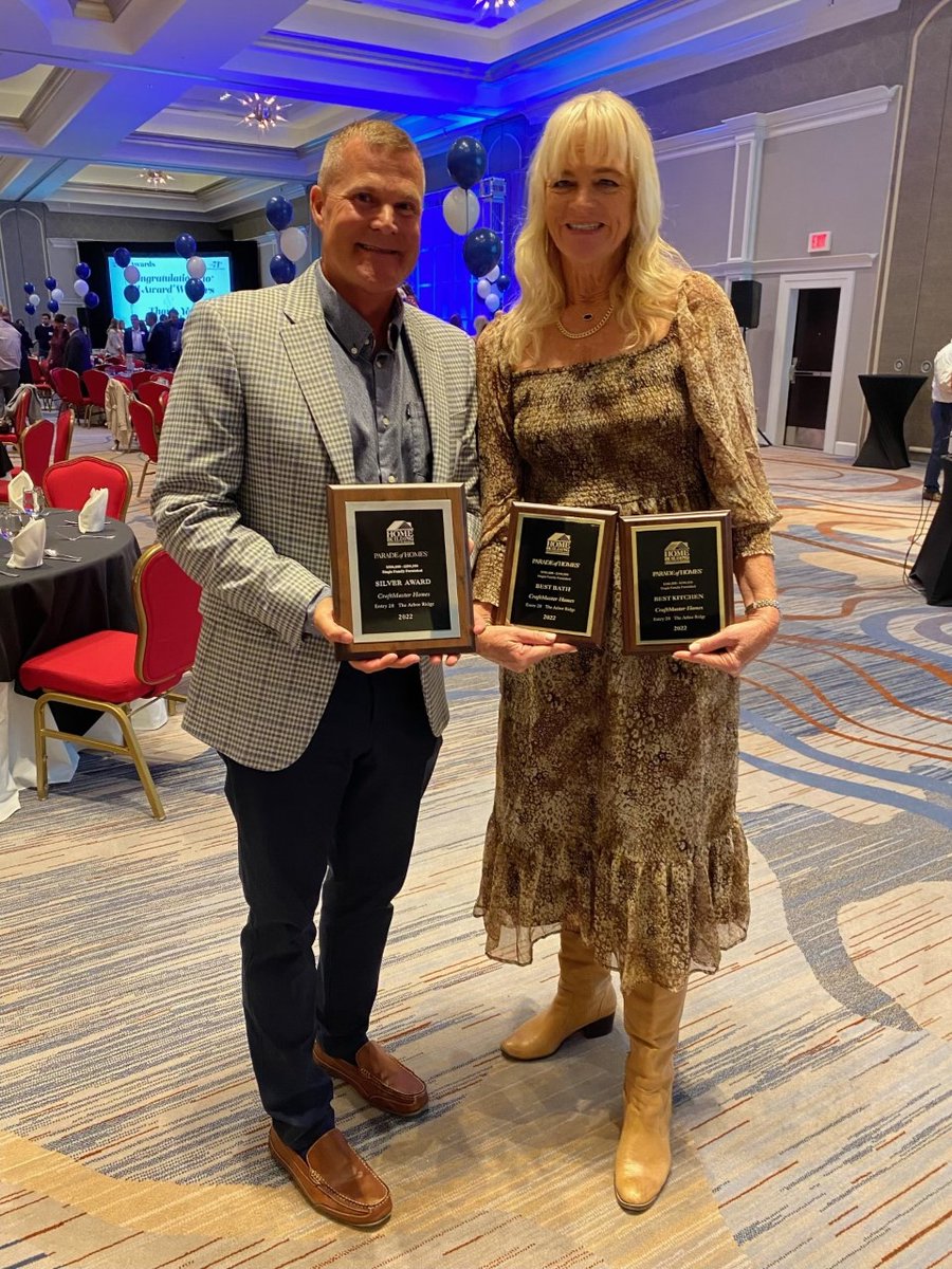 CraftMasterHome's tweet photo. We are so honored to win BEST KITCHEN and BEST BATH in our Arbor Ridge Model. 
Swing by the maintenance-provided community, the Cottages at Viniterra during Parade of Homes this weekend. 

#RichmondPOH #POHRVA #POH #poh2022 https://t.co/ViSpSgSIKw