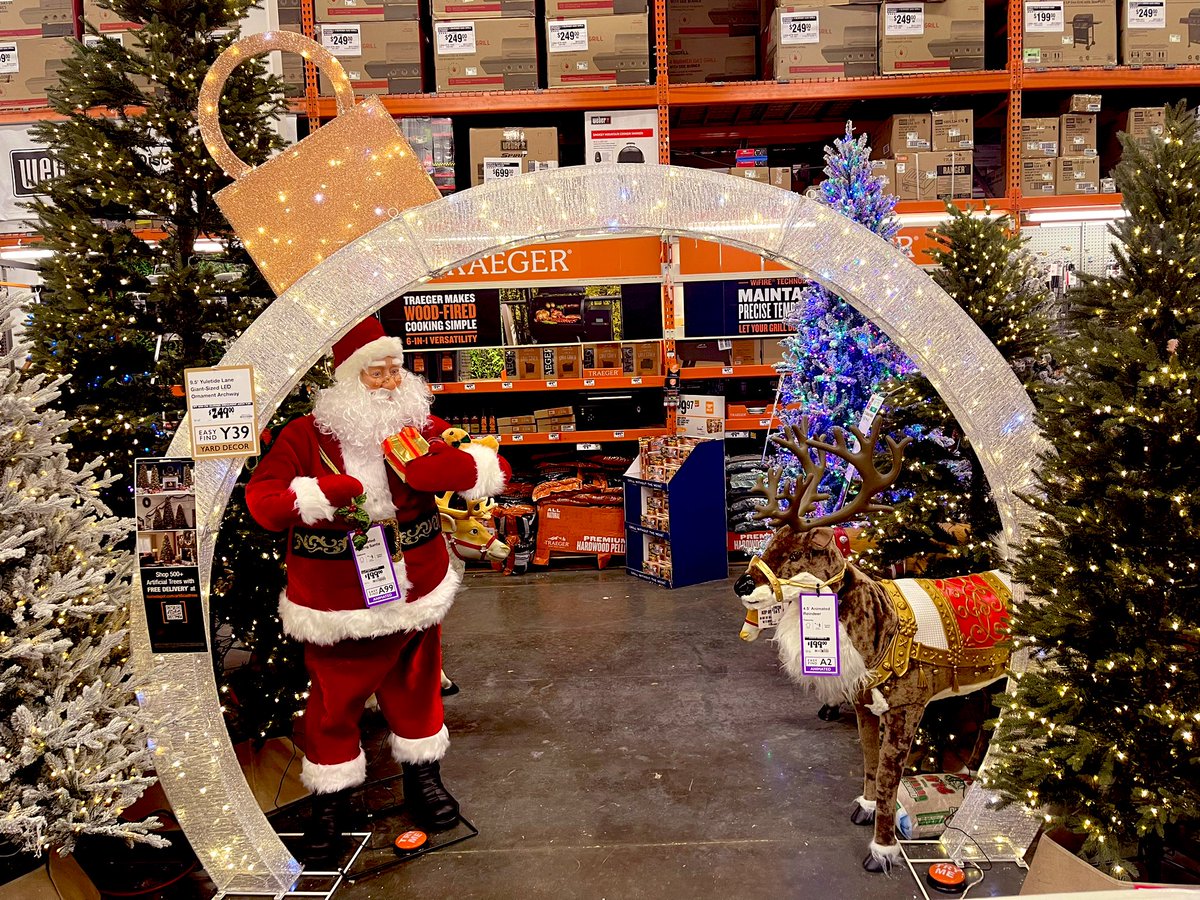 Hays585's tweet photo. It’s beginning to look a lot like Christmas! @SteenburgenJeff https://t.co/HVcgsB9O7q