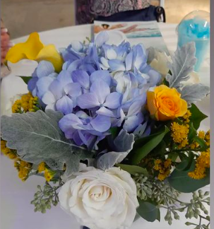 OTKMagazine's tweet photo. Thanks to @TCUFlorist for providing absolutely stunning table bouquets for our Page-Turning fundraiser event yesterday! #OneToKnowMagazine #OneToKnow #womensmagazine #florist #flowerpower https://t.co/dqazlQrhFZ