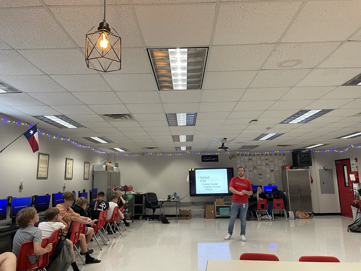 8th grade learned today about the different CTE classes and programs offered here in Lorena. #theleopardway <a href="/Lorena_Middle/">Lorena Middle School</a> <a href="/LHS_Leopards/">Lorena High School</a>