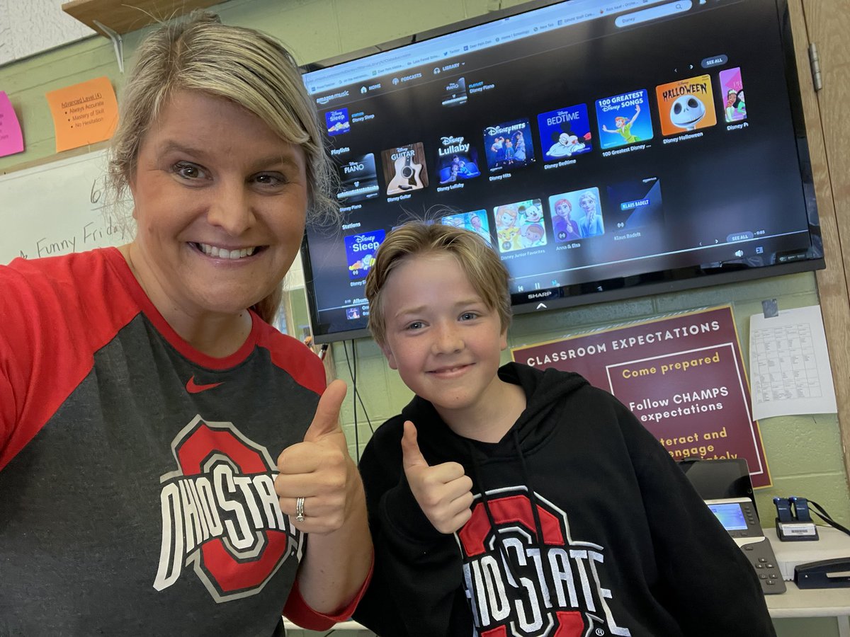Friday Fun in orchestra class! Maybe we should learn Hang on Sloopy?!? <a href="/LakeForestSD67/">Lake Forest School District 67</a>