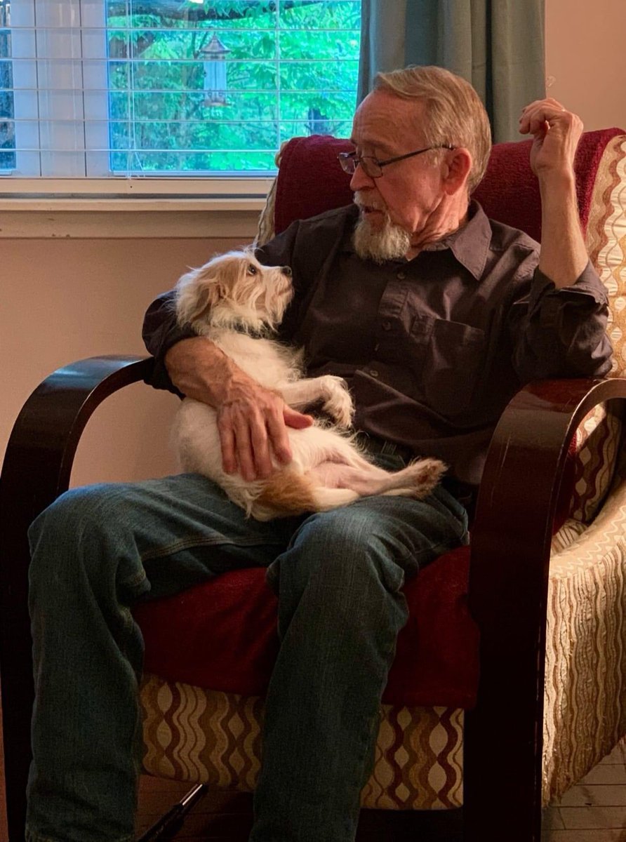 LBarnett98's tweet photo. Life sucks, I miss you Grandpa. https://t.co/qdPOZt3aEN