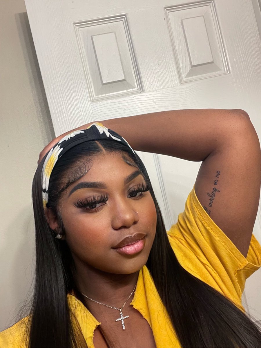JadaAdoreee's tweet photo. Nun bout me regular✨ https://t.co/MdVn7fCAFk