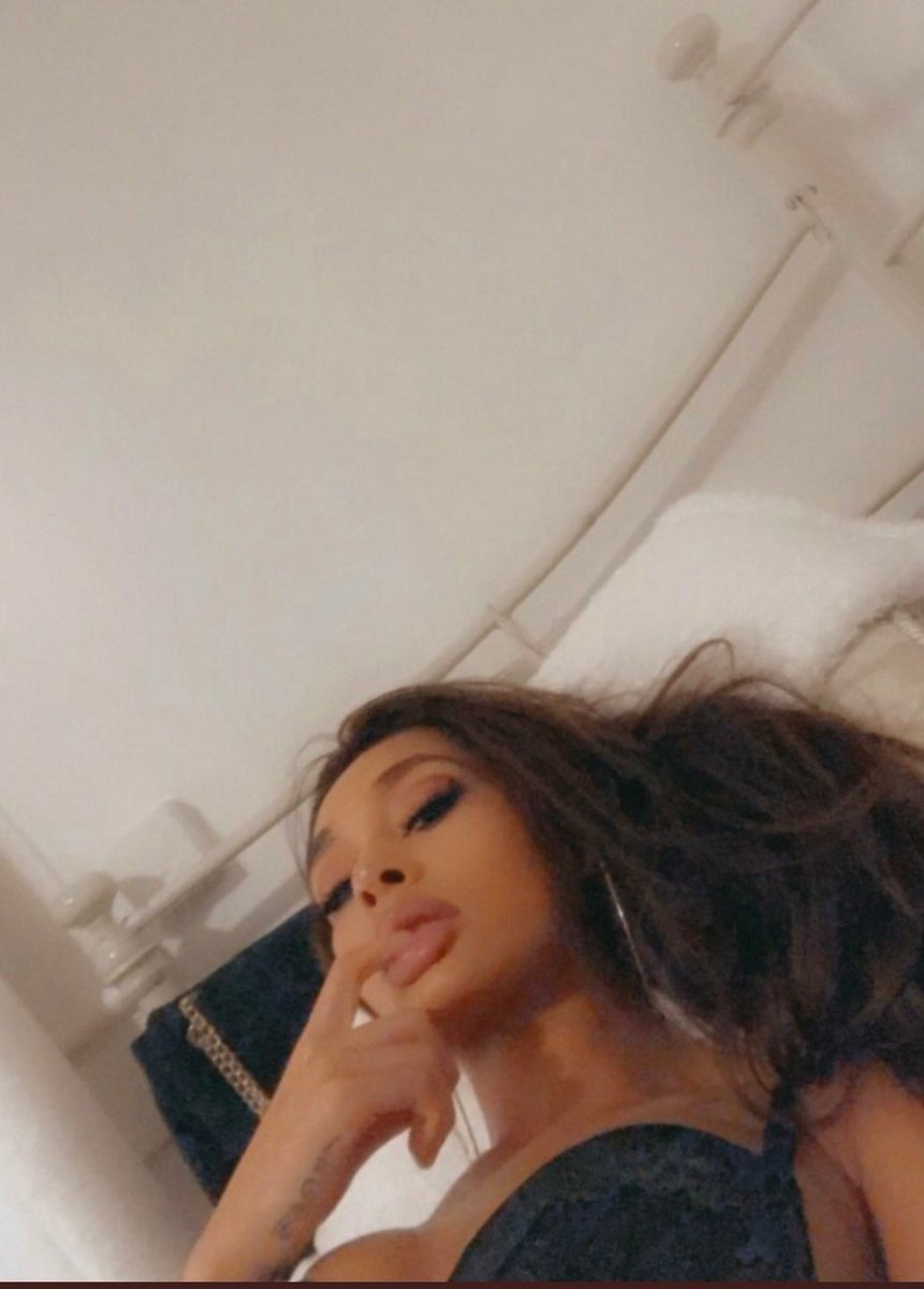 cbrymoprivate's tweet photo. your wife or girlfriend could never be me 😇 #horny #findom #FinD https://t.co/4Cg7ikC048