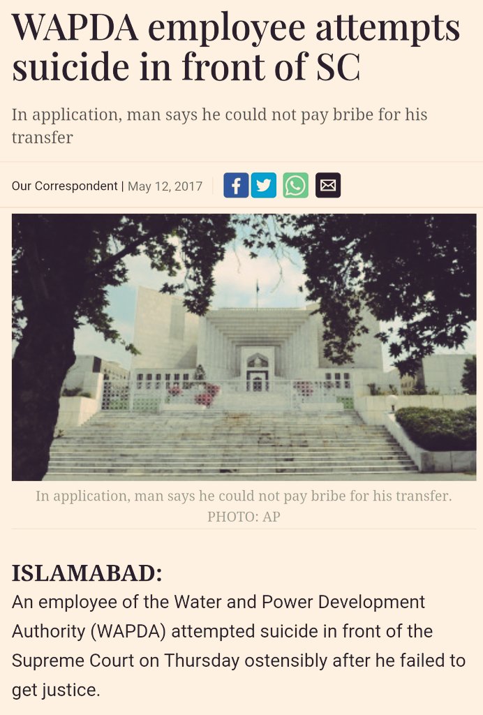 bye2020202's tweet image. Poor                          Rich