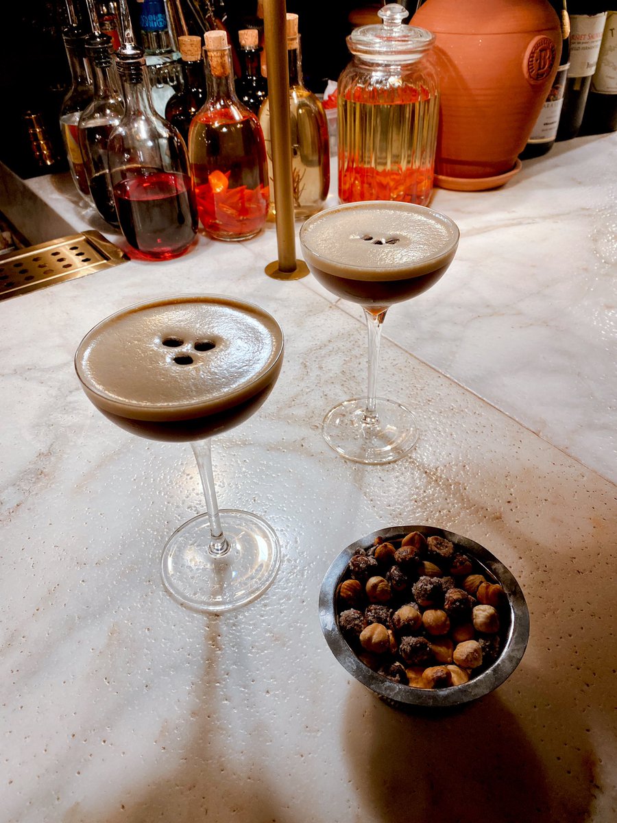 One last espresso martini w <a href="/sibeleth/">Sibel</a> ✈️🤍🥺
