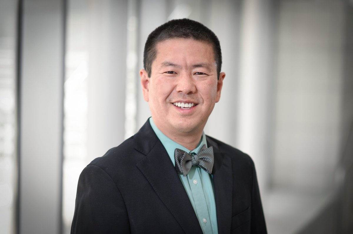BCMTailorLabs's tweet photo. Dr. James Chang, a postdoctoral researcher in our lab, is interested in studying carbon sources preferred by various Bacillus spp. as a way to combat pathogenic strains

#antibioticresistance
#microbialdiet
#carbonsources
#bacillus
@BCMFromtheLabs https://t.co/H51KWFCHZ6