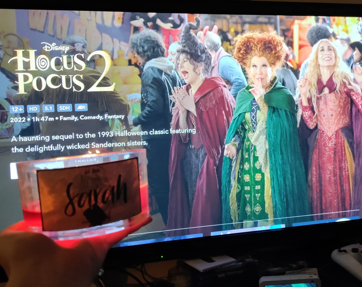 It's Hocus Pocus 2 night!!!

We've lit our Sarah candle tonight! 

#LeGraXHocusPocus