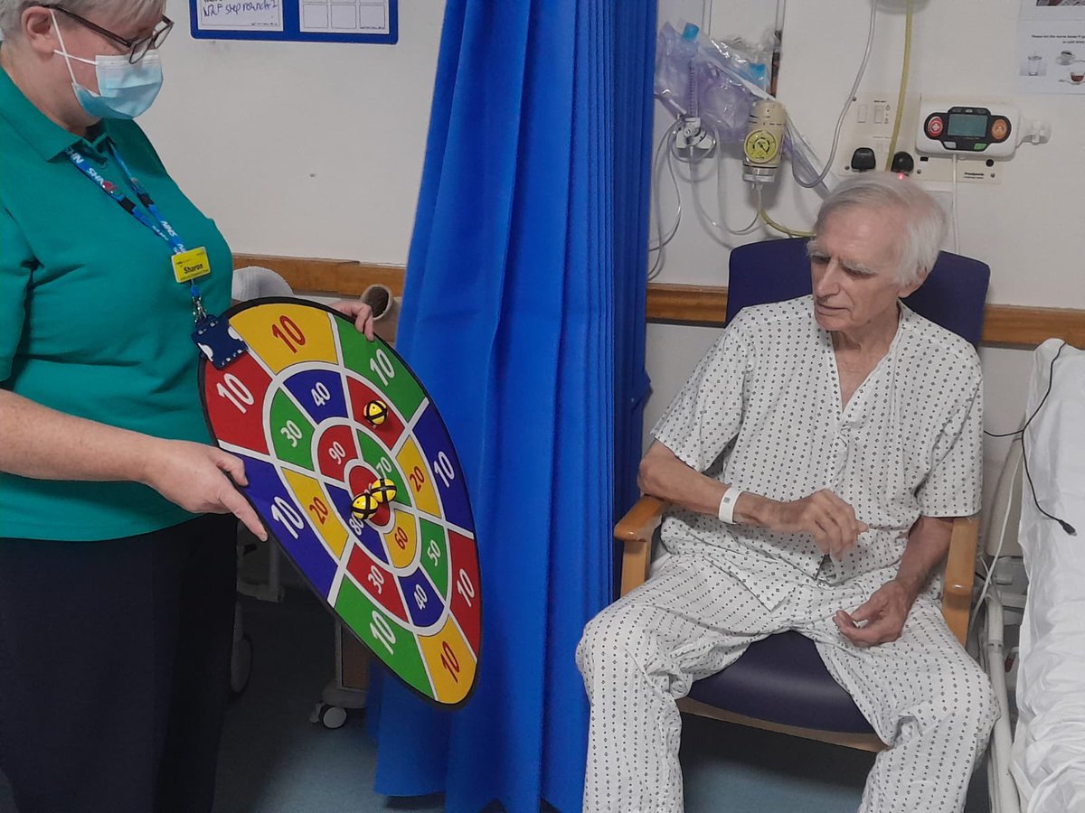 Morning wave initiative and afternoon games going well in frailty wards this week to help prevent deconditioning <a href="/nhsswft/">@nhsswft</a> in reset changing for the season getting ready for the <a href="/ReconGamesUK/">ReconditionTheNation</a>
