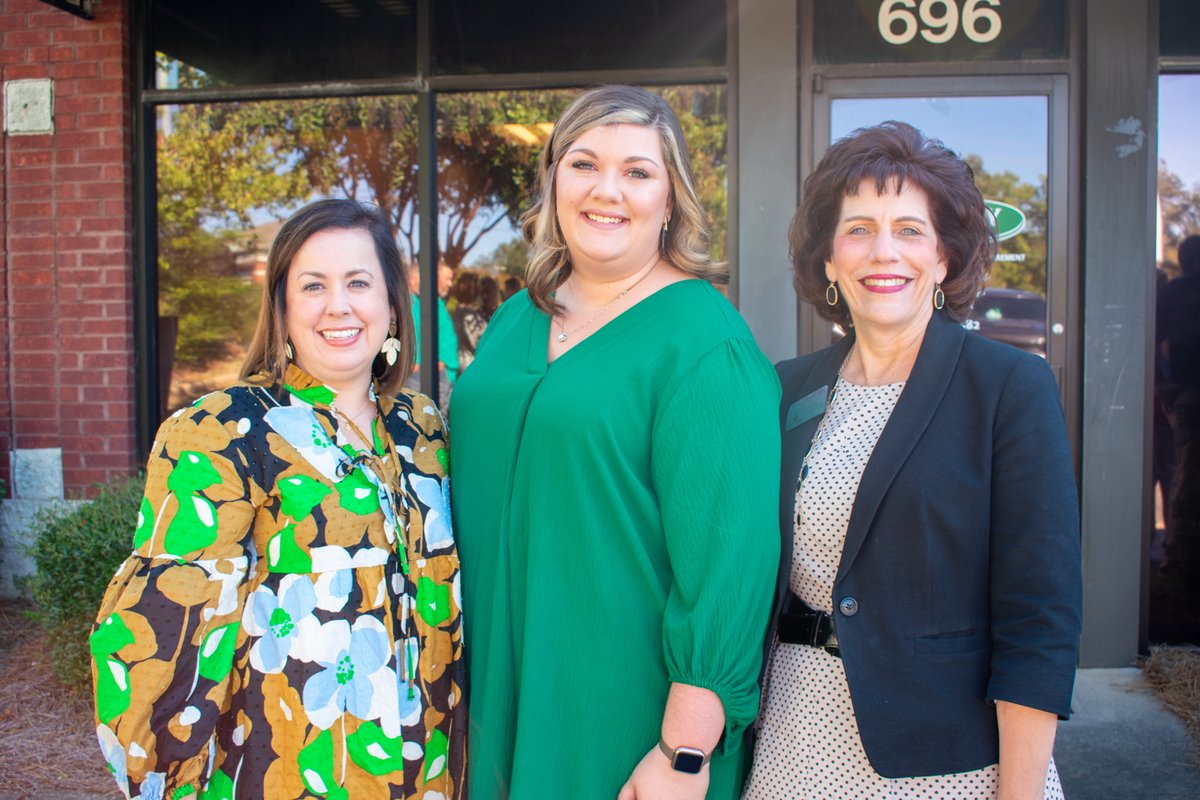PrattvilleC's tweet photo. Earlier this week, the Prattville Area Chamber of Commerce joined Chamber Members and community individuals for the ribbon cutting in celebration of Hailey Conway - Country Financial! October 1 marks Hailey's one-year anniversary of being an agent. https://t.co/BNj3bt6lpS