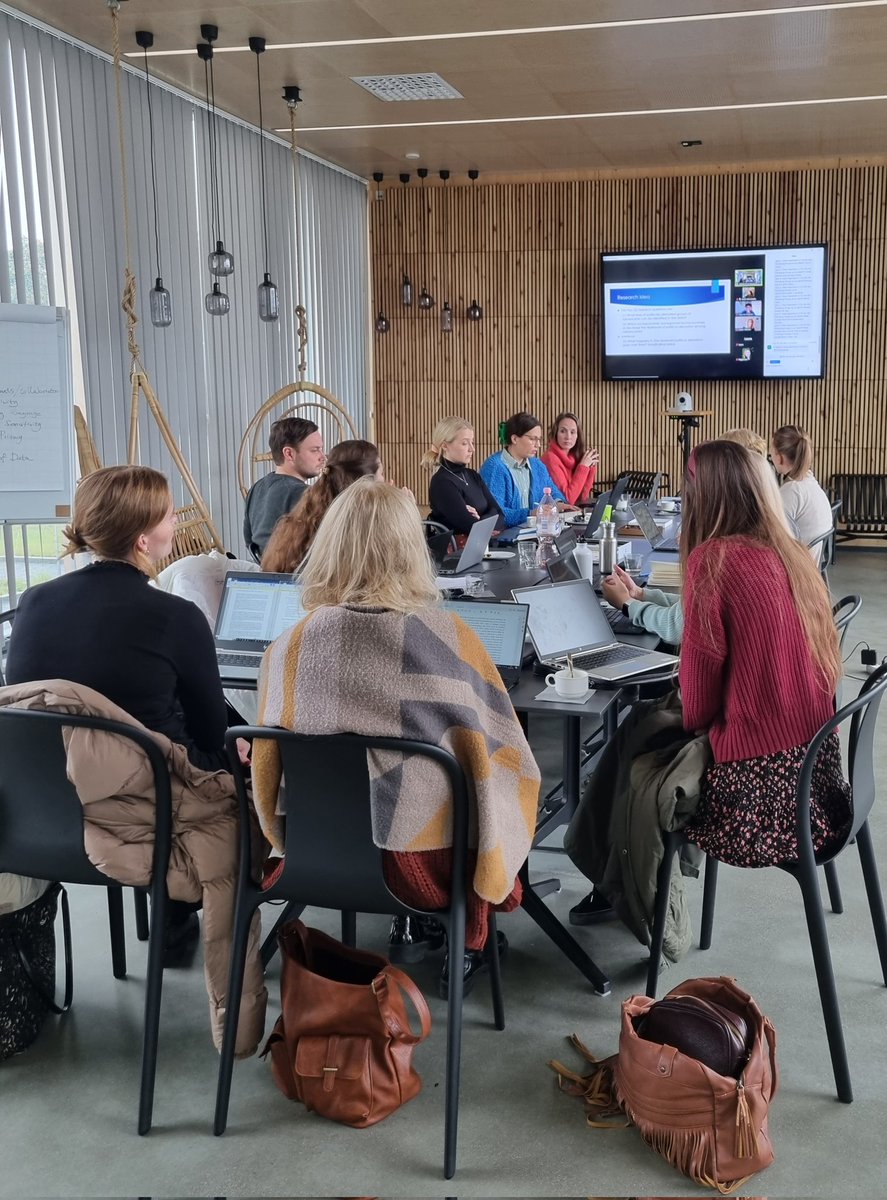 elina_kestila's tweet photo. Two days of EPIC-ADKS-YEP-CIC hybrid workshop behind @TampereUni . Fruitful discussions &amp; plans for future cooperation @EPICefficacy @MAB_TampereUni @ADKSpanel @LeuvenYEP @KU_Leuven @EllenClaes5 @TomWGvdMeer https://t.co/EzkJZ6AbEj
