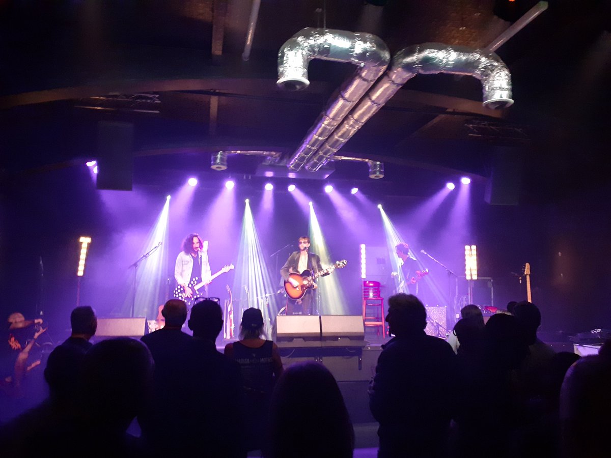 JohnSORCE's tweet photo. Great set guys @twinashville really enjoyed. Check them out https://t.co/mqyeWPRfoP