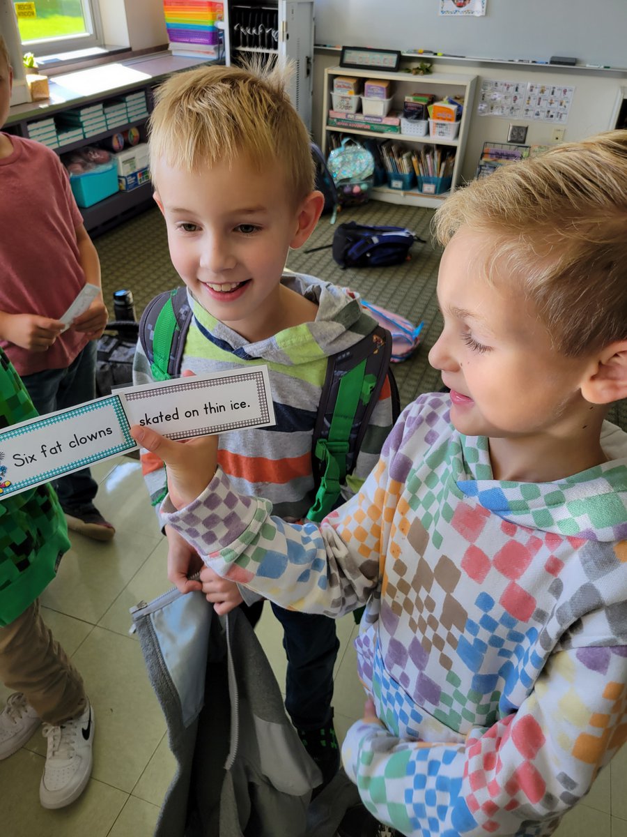 Mrs. Etzel tweet media