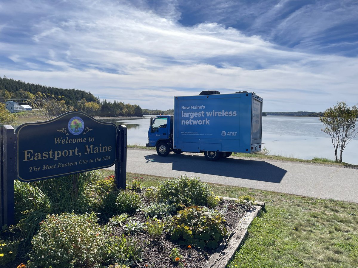 CurtChaput09's tweet photo. Spent my last day with @DoodyJesse and the big blue mobile truck in Eastport today. I’ve worked with Jesse for over 10 years. Bittersweet, but excited to start my new role as a CSE for the business team! @El_MIKE_G @emilywiper @LillardDerick @TheRealOurNE https://t.co/bNeq8mnFc2