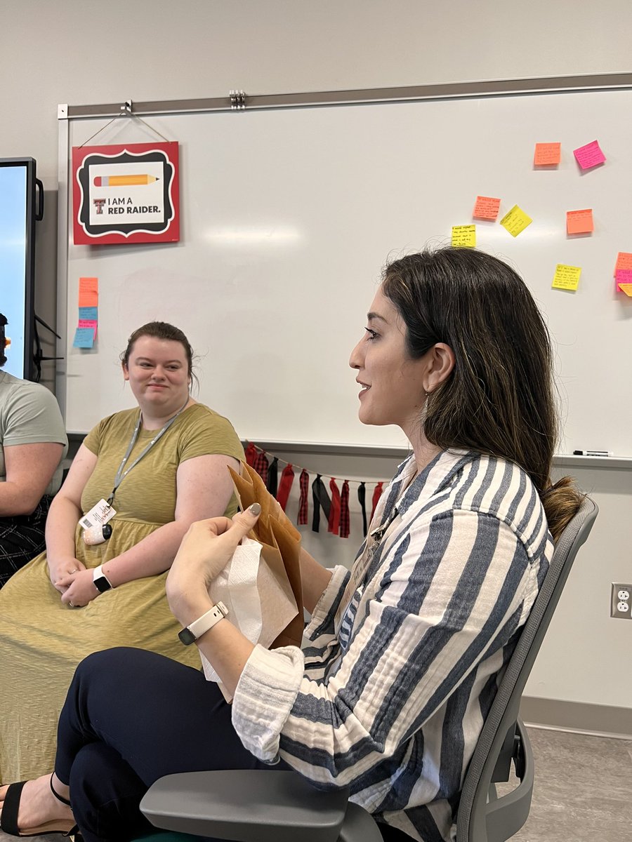 mfriesonTTU's tweet photo. TC’s wrote anonymous “I wish my classmates knew” stickies and we read them during our SEL time. Feelings were affirmed, tears were shed, and motivating words were shared! What an amazing group of future teachers! #techteachacrosstexas #SEL #Iwishmyclassmatesknew https://t.co/K4xrBeMxkw