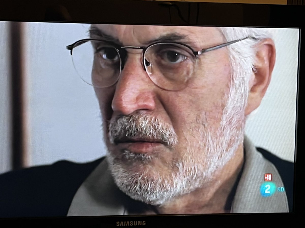 felixcaperos's tweet photo. Que maravilla de película, la podría ver un millón de veces… ♥️ #MartínHache cc: @SusanaHornos #modoDios 👇 https://t.co/87LZnpPJSS