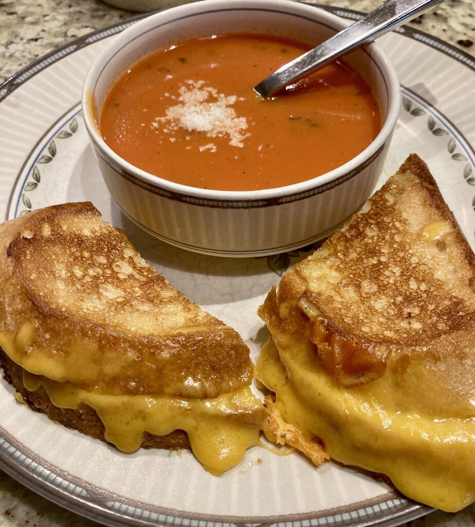 Sandwich Recipes On Twitter Grilled Cheese On Sourdough And Tomato Soup sandwich-recipes-on-twitter-grilled-cheese-on-sourdough-and-tomato-soup