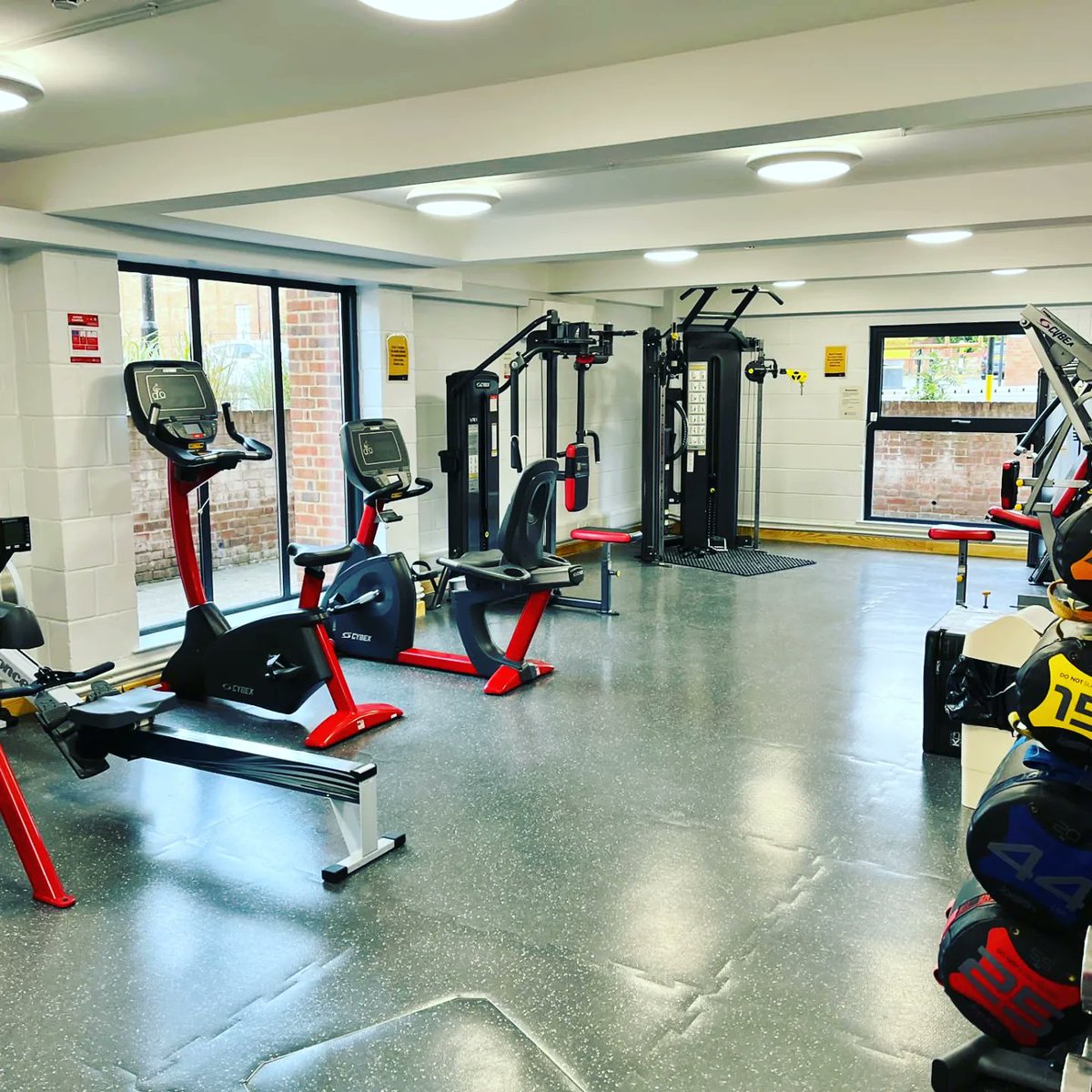 APFitnessAcdmy's tweet photo. Really good to be back teaching @YMCAawards level 2 gym instructor and level 3 exercise referral at University Centre Shrewsbury @ucscentreforactive
Very impressed with the new gym facility on offer to staff and students ππ»
#gym
#gyminstructing
#healthandfitness
#ymcaawards https://t.co/EUVL4XPgCy
