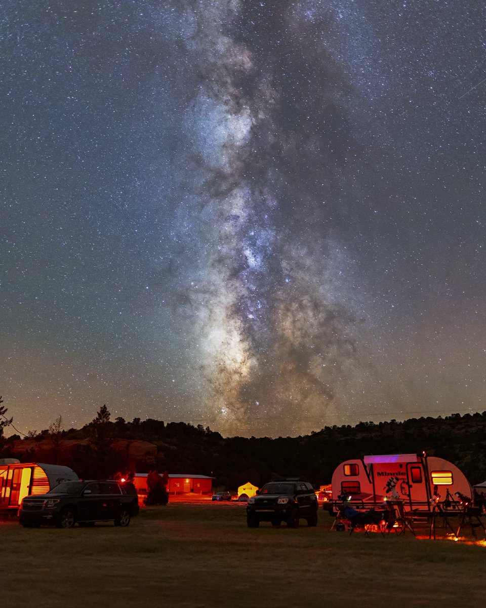 AstroBackyard's tweet photo. Single 20-second exposure of the Milky Way 📷 https://t.co/atkoqdMN6R